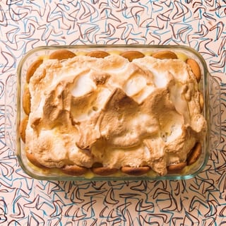 Large Banana Pudding